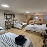 Renovated For 10 People Appartement