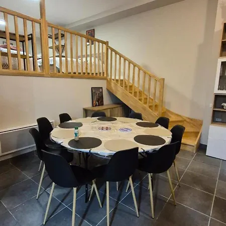 Apartment Renovated For 10 People